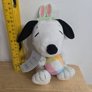 Hallmark Snoopy Plush with Pastel Rainbow Egg